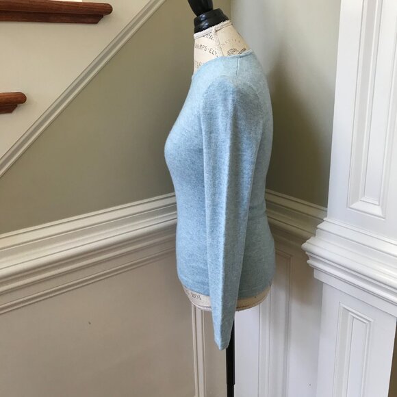 Charlotte Brody Perfect Crew Neck Sweater Womens XS Blue Long Sleeve Pullover - Picture 8 of 12